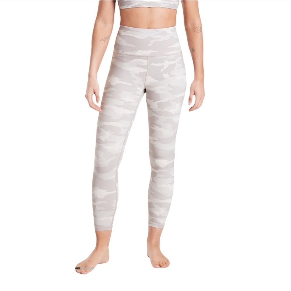 Athleta Eltation Camo Tight/Legging S